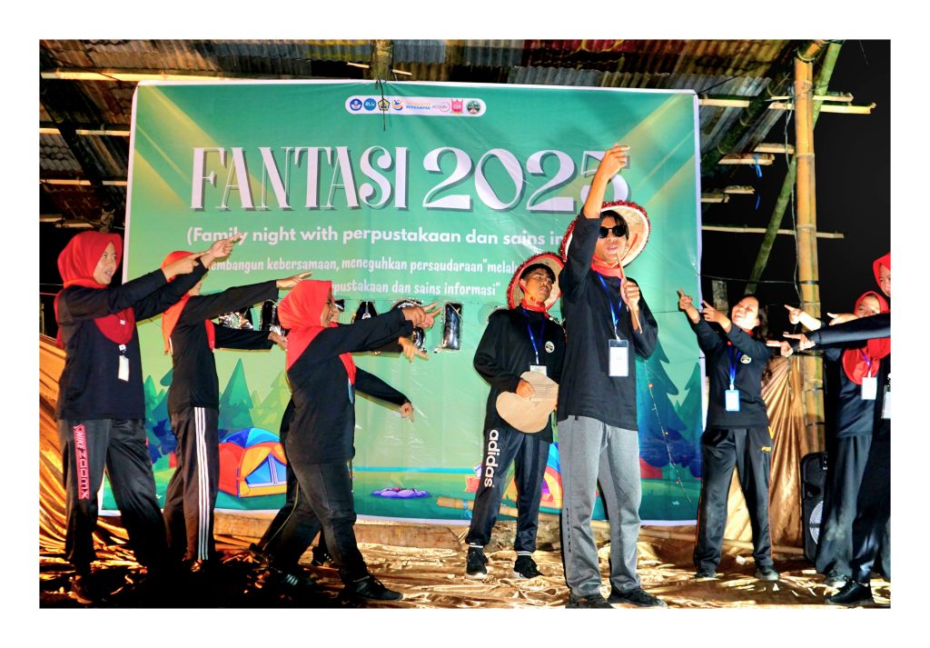 HIMATAKSIFO Sukses Menggelar Kegiatan FANTASI (Family Night with Perpustakaan dan Sains Informasi)